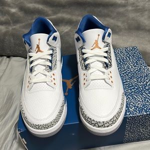 Literally new just taken out of the box for sale purposes